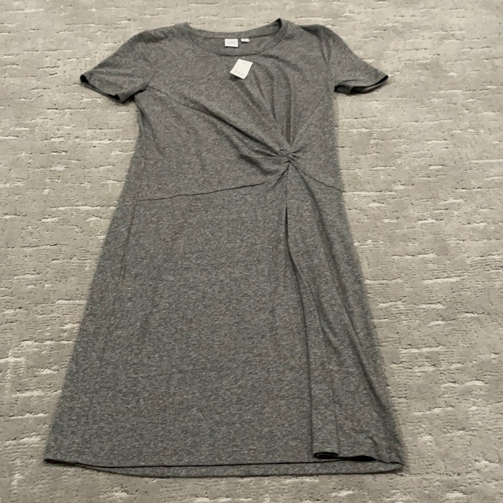 Gap XS short sleeve dress with twist detail! NWT